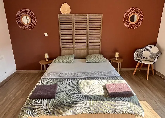 Les Hulottes - Sur La Route Du Mont-st-michel * Céaux